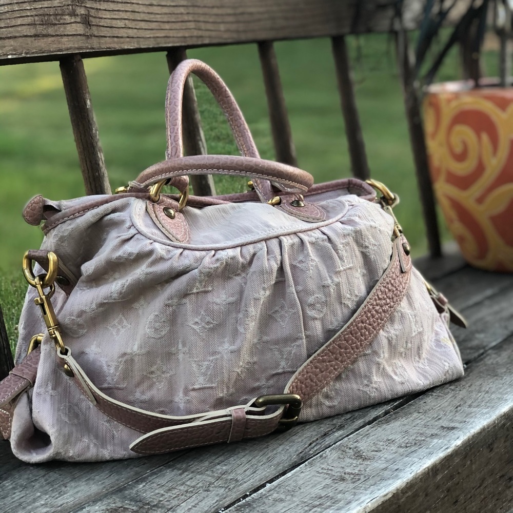 😍Beautiful Auth. Louis Vuitton Denim bag💕